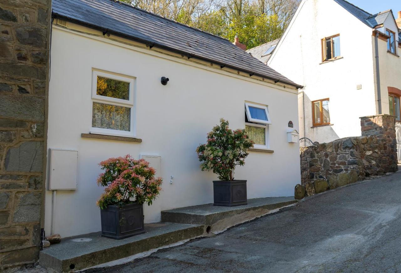 Rosebud Cottage Romantic Cottage For A Couple Fishguard Exterior photo