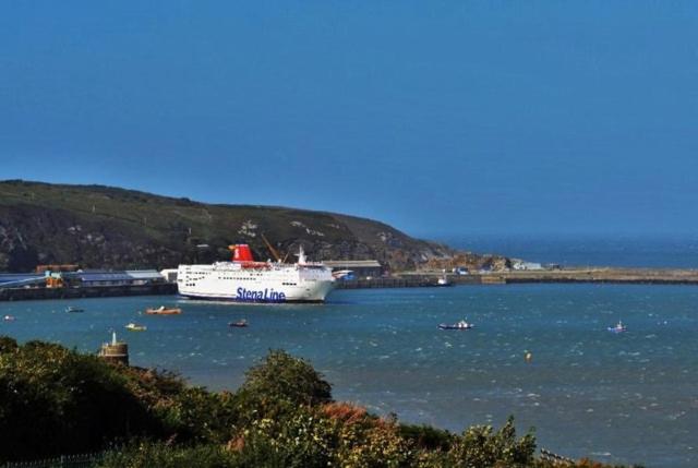 Rosebud Cottage Romantic Cottage For A Couple Fishguard Exterior photo